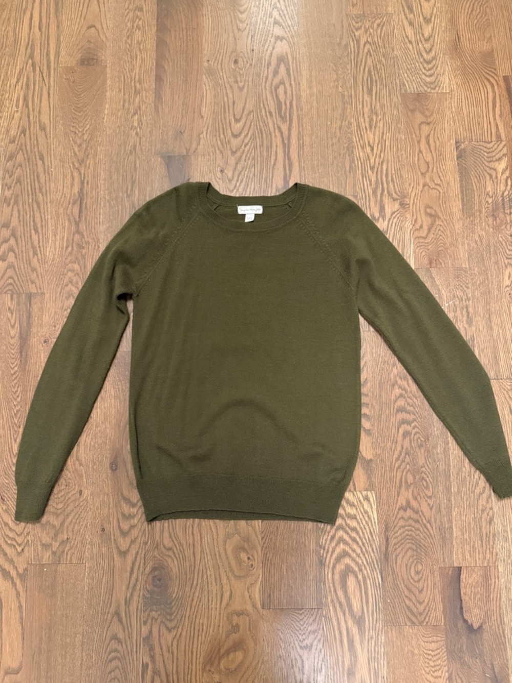 Women’s Olive Crewneck Long Sleeve Top